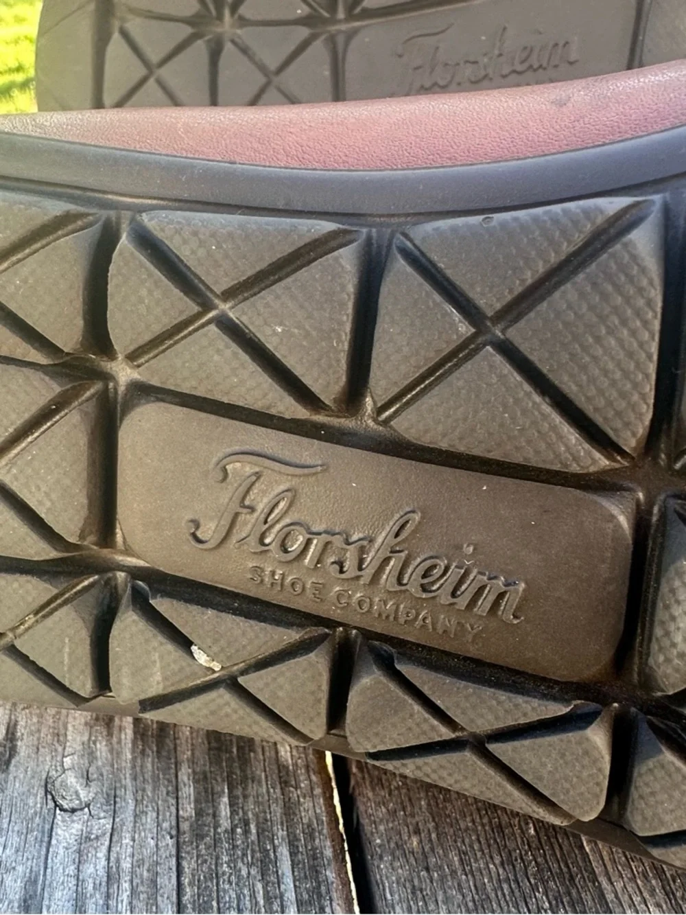 Florsheim key features